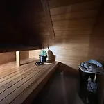 Kreutzwaldi Kodu 2 *