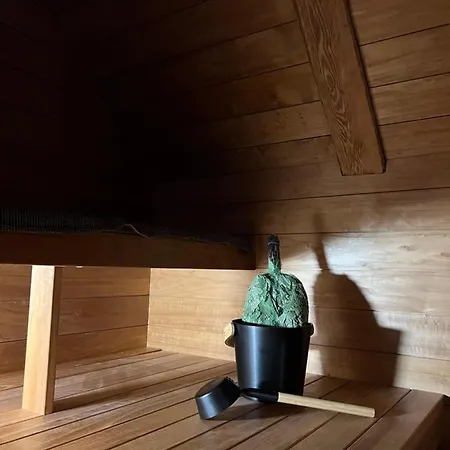 Kreutzwaldi Kodu 2 *