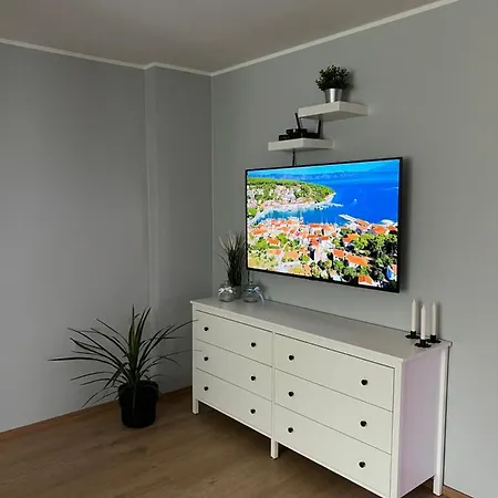 Kreutzwaldi Kodu 2 * Voru