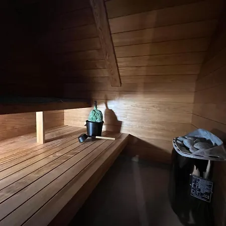 Kreutzwaldi Kodu 2 *